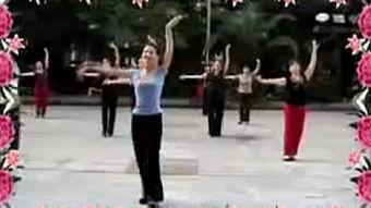 伊呀舞蹈视频,感受青春活力律动