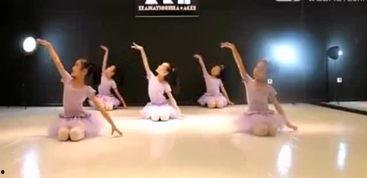 荷塘月色儿童舞蹈视频,月下荷塘，童趣盎然